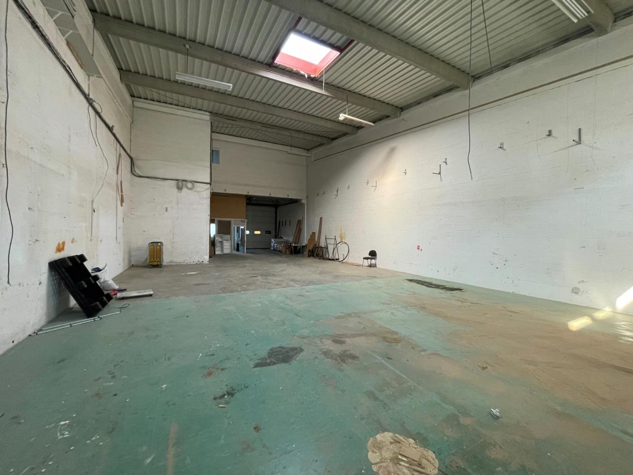 Local d'activité Vitry-sur-Seine 385m² Location local d'activité Vitry-sur-Seine Val-de-Marne OLACT2426558 4